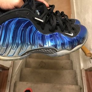 Blue mirror foamposites